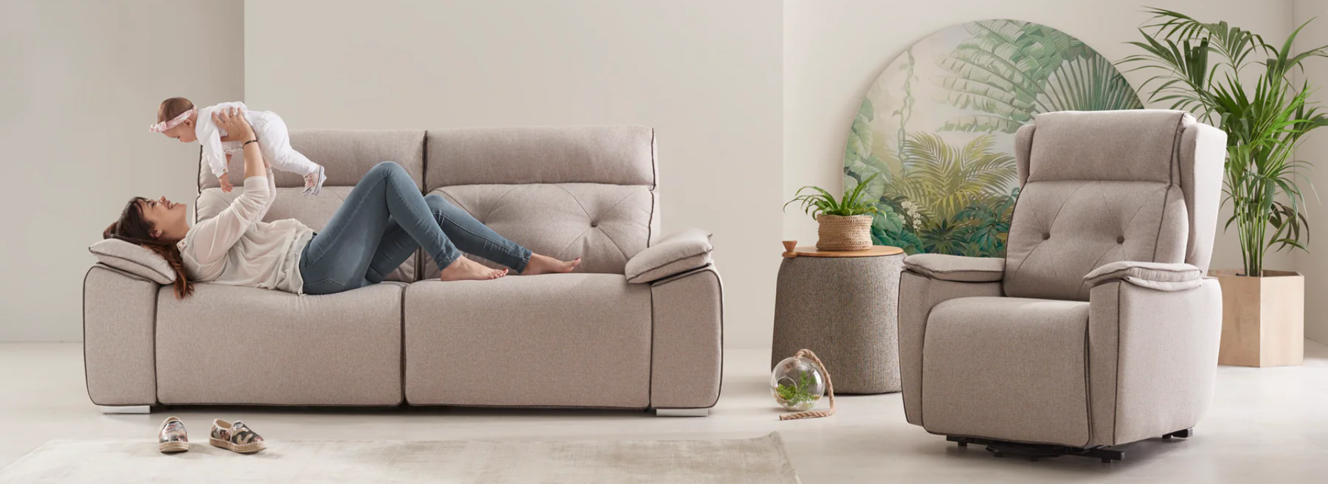 Cómo combinar sofá con butacas