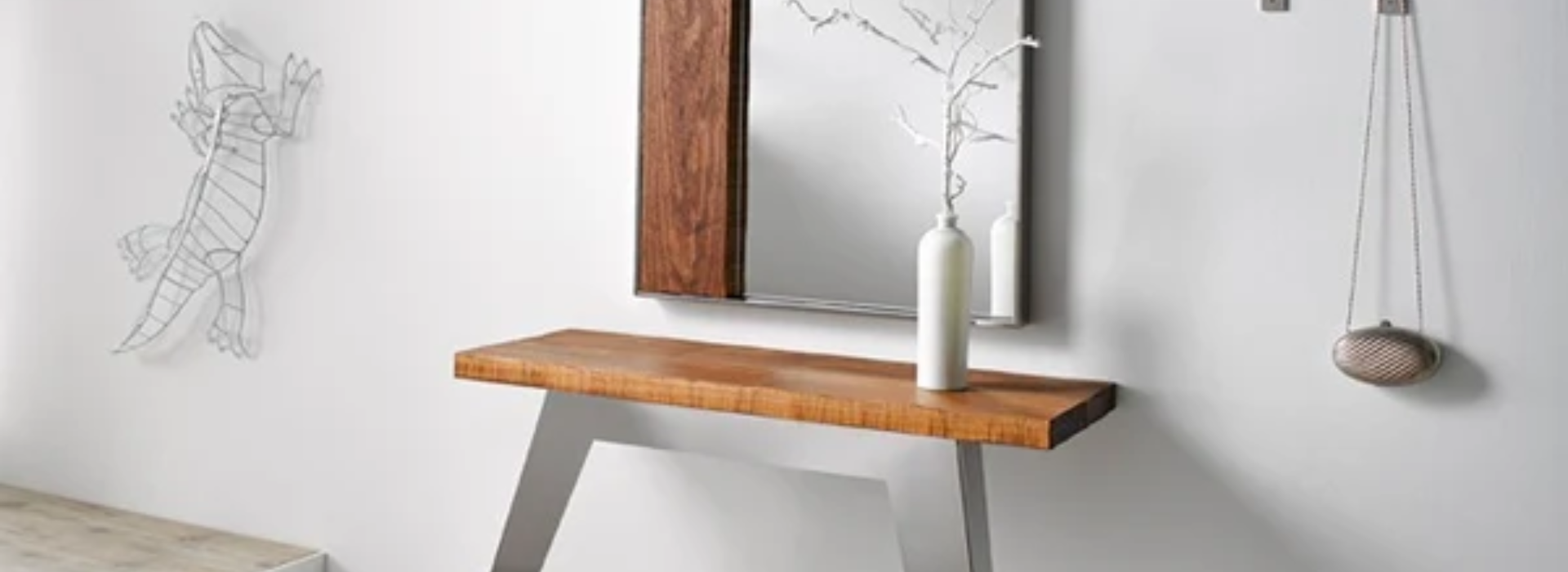 5 ideas para decorar el mueble consola de tu recibidor