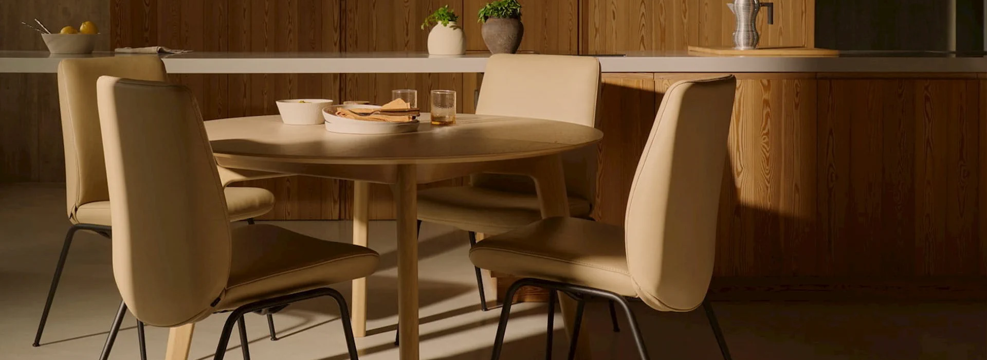 Stressless® Dining: la nueva colección de comedores que une confort y diseño escandinavo