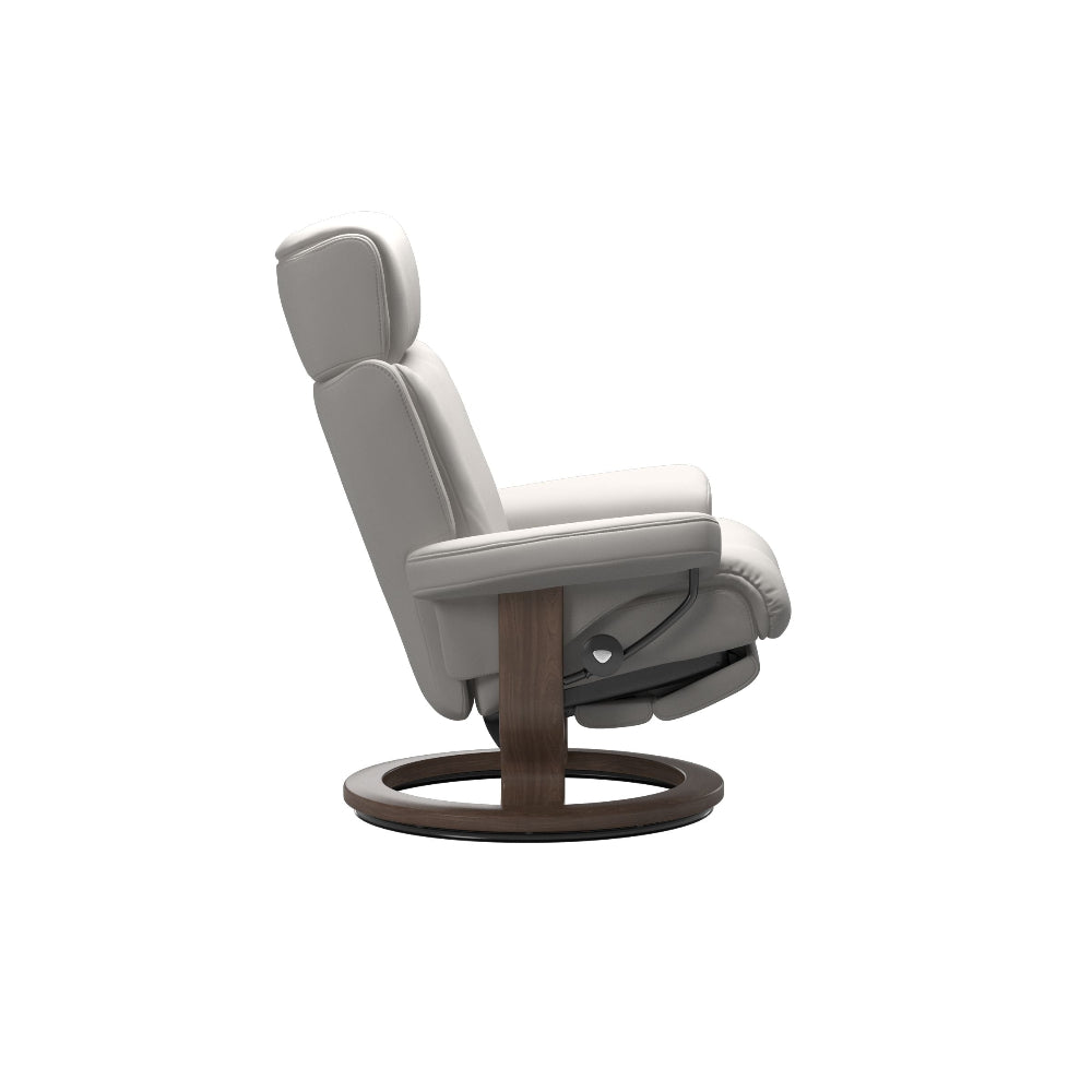 Sillón modelo MAGIC Classic Power™ Plus™ System Power™ de Stressless piel Batick