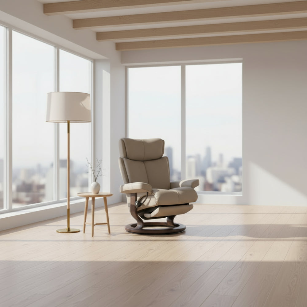 Sillón modelo MAGIC Classic Power™ Plus™ System Power™ de Stressless piel Paloma
