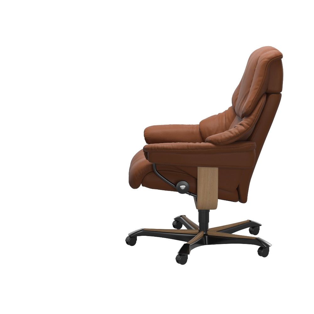 Sillón giratorio Stressless® modelo RENO Home Office con reposacabezas ajustable