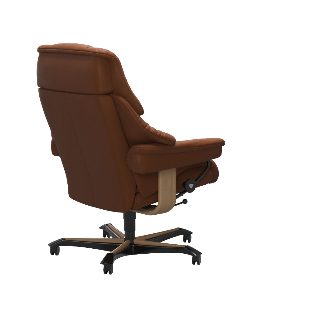 Sillón giratorio Stressless® modelo RENO Home Office con reposacabezas ajustable