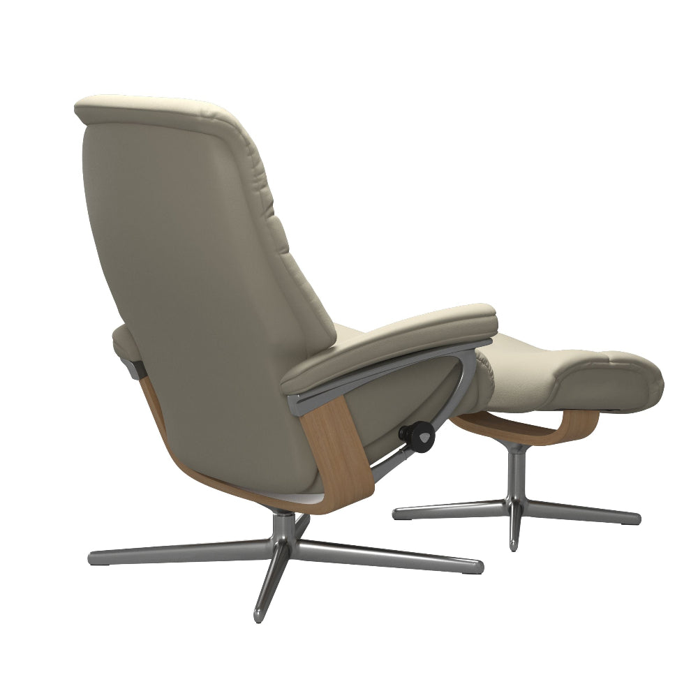 Sillón modelo SUNRISE Cross Plus™ System BalanceAdapt™ de Stressless en piel Paloma