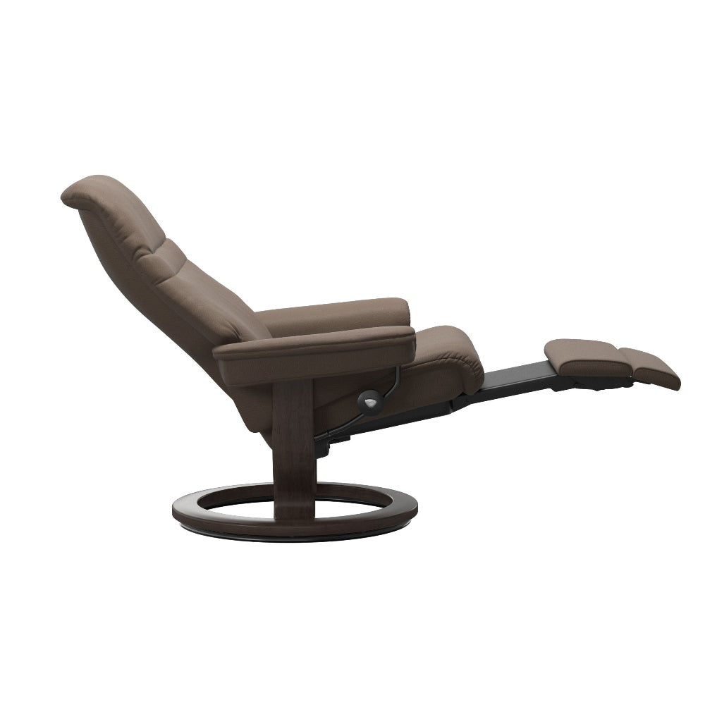 Sillón modelo SUNRISE Classic Power™ Plus™ System Power™ de Stressless piel Batik