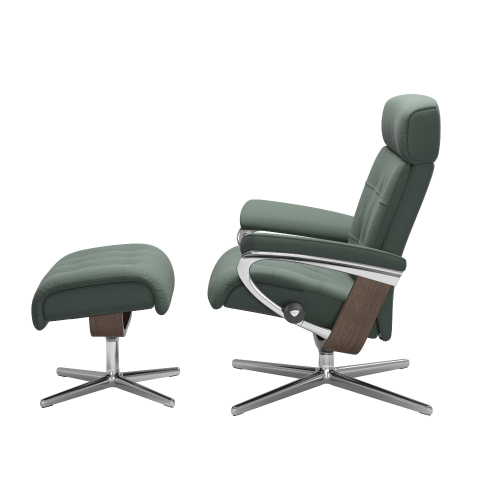 Sillon STRESSLESS modelo ERIK con pie CROSS en piel Paloma con Pouf