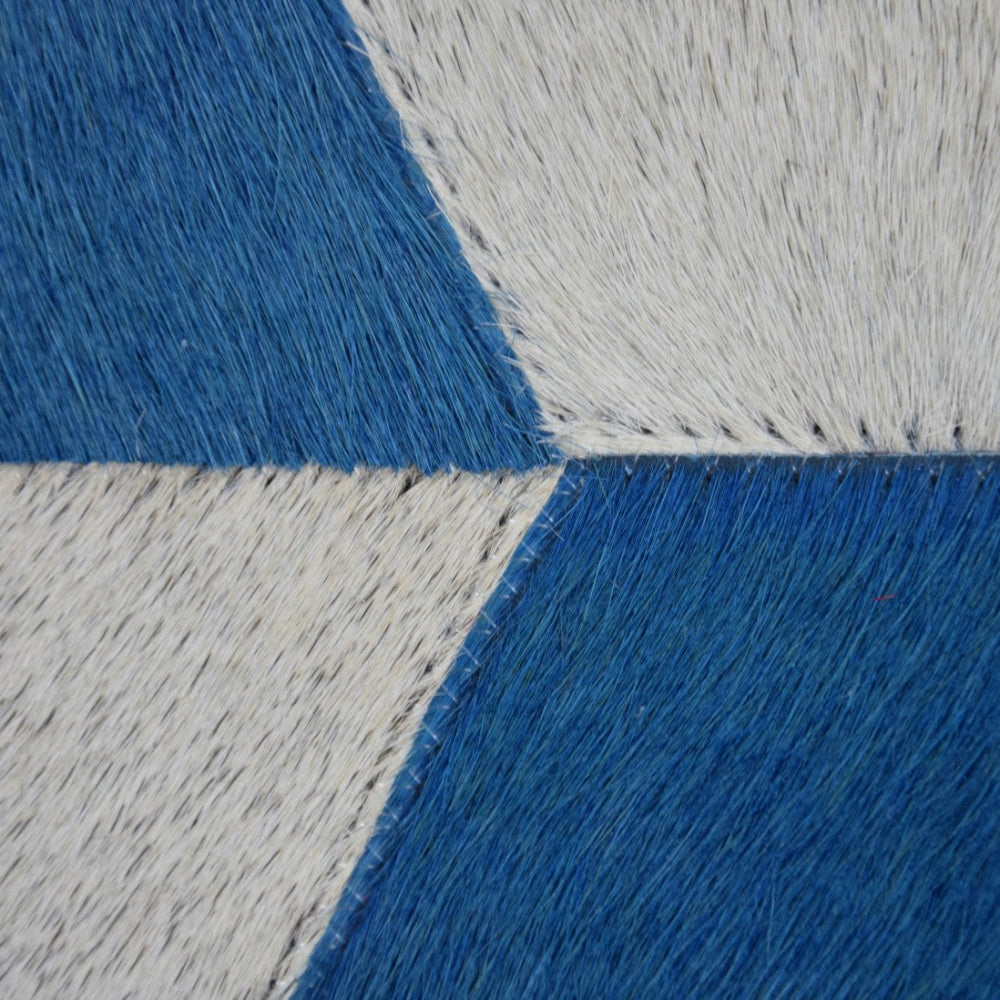 detalle de Alfombra de diseño en piel Merengue Azul