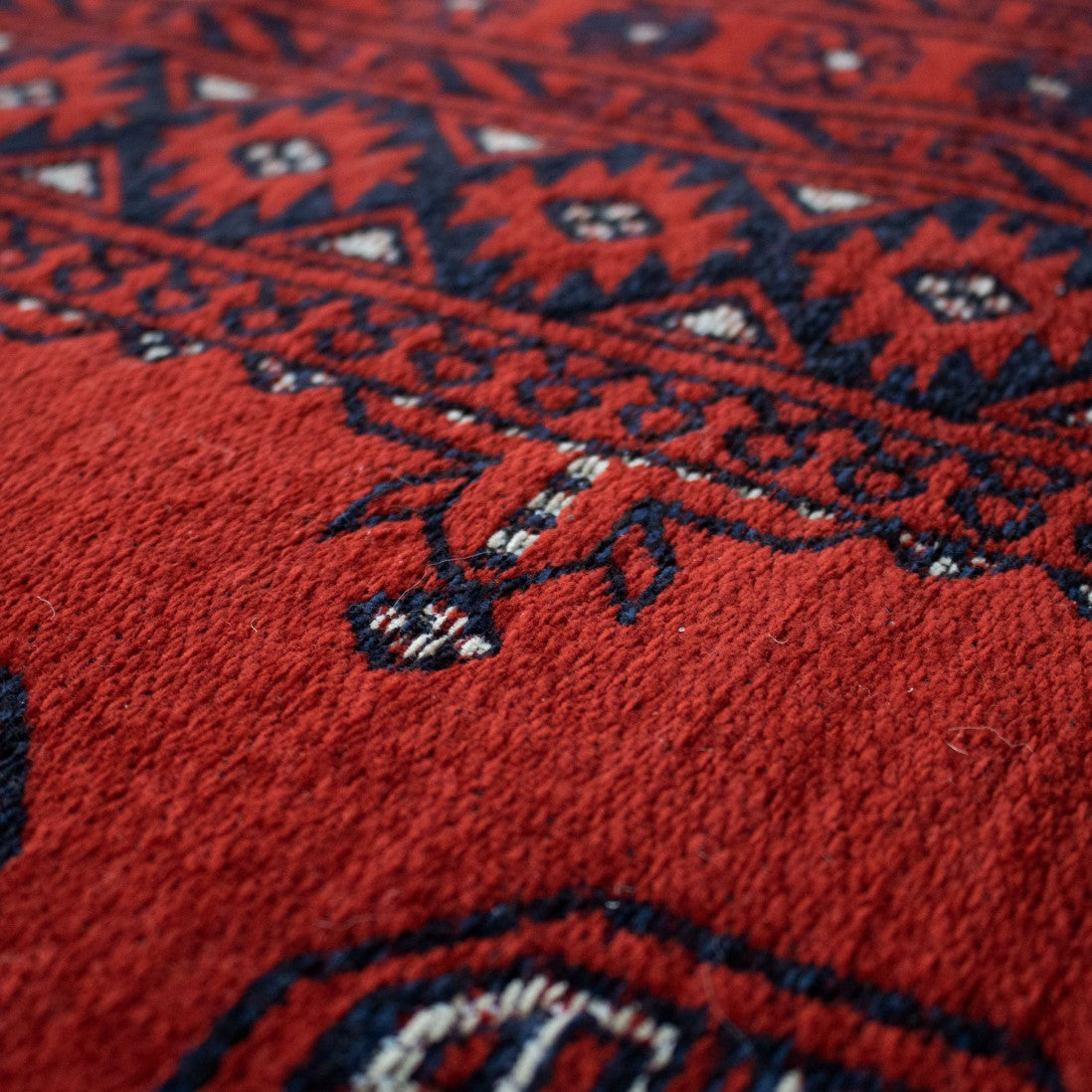 detalle del tejido de la alfombra BUKHARA 04