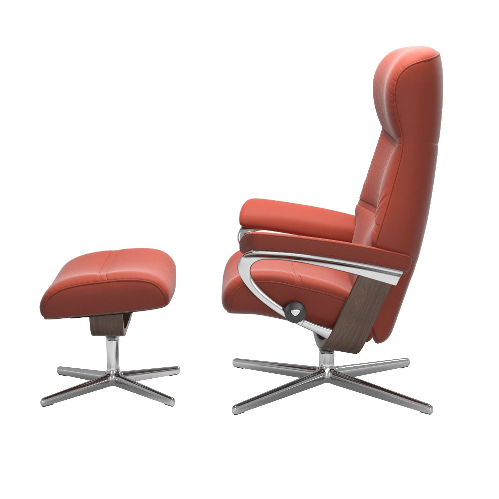 Sillón modelo PHILIP Cross Plus™ System BalanceAdapt™ de Stressless en piel Batick Pie Cromado
