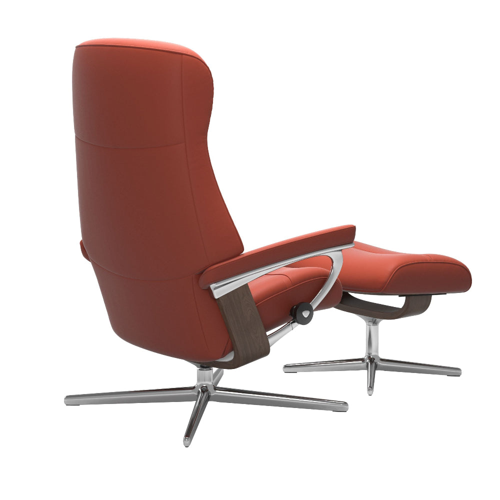 Sillón modelo PHILIP Cross Plus™ System BalanceAdapt™ de Stressless en piel Batick Pie Cromado