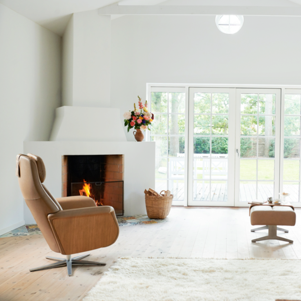 Sillón modelo SAM WOOD Pie Sirius Plus™ System Power™ con calefacción piel Batick