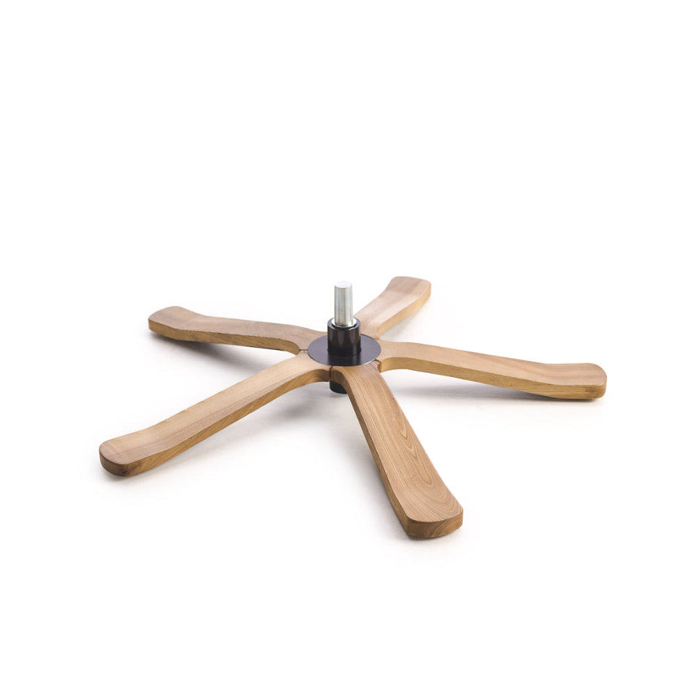 Sillón Relax giratoria de diseño modelo SEVENTY en piel natural flor