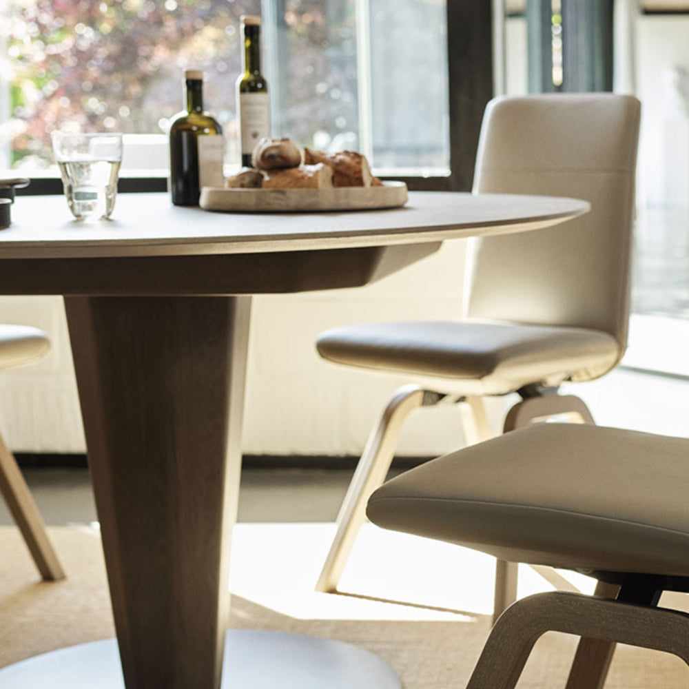 Mesa extensible de pie central redonda Stressless® Bordeaux