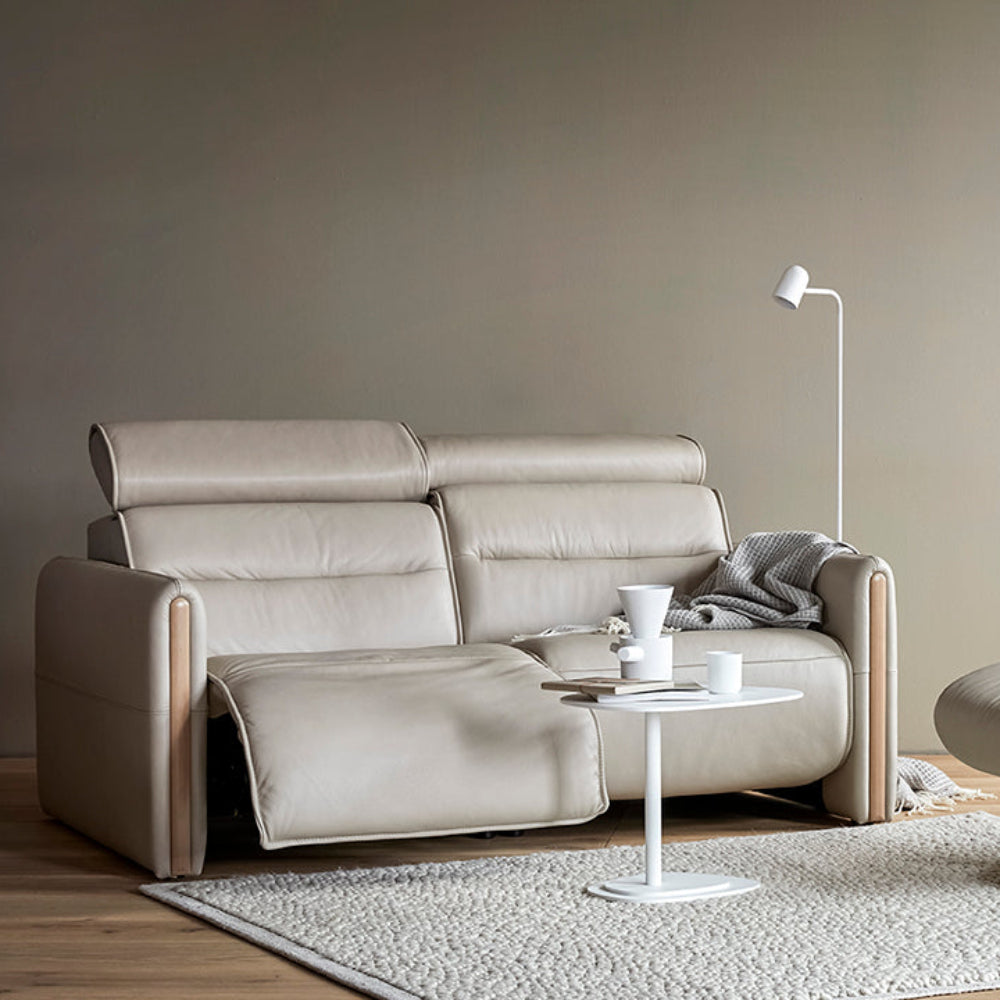 Sofá 2 plazas modelo EMILY Stressless® Power™ Brazo Madera piel Paloma
