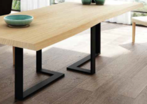 Mesa comedor de diseño modelo July Ele tapa cantos con forma