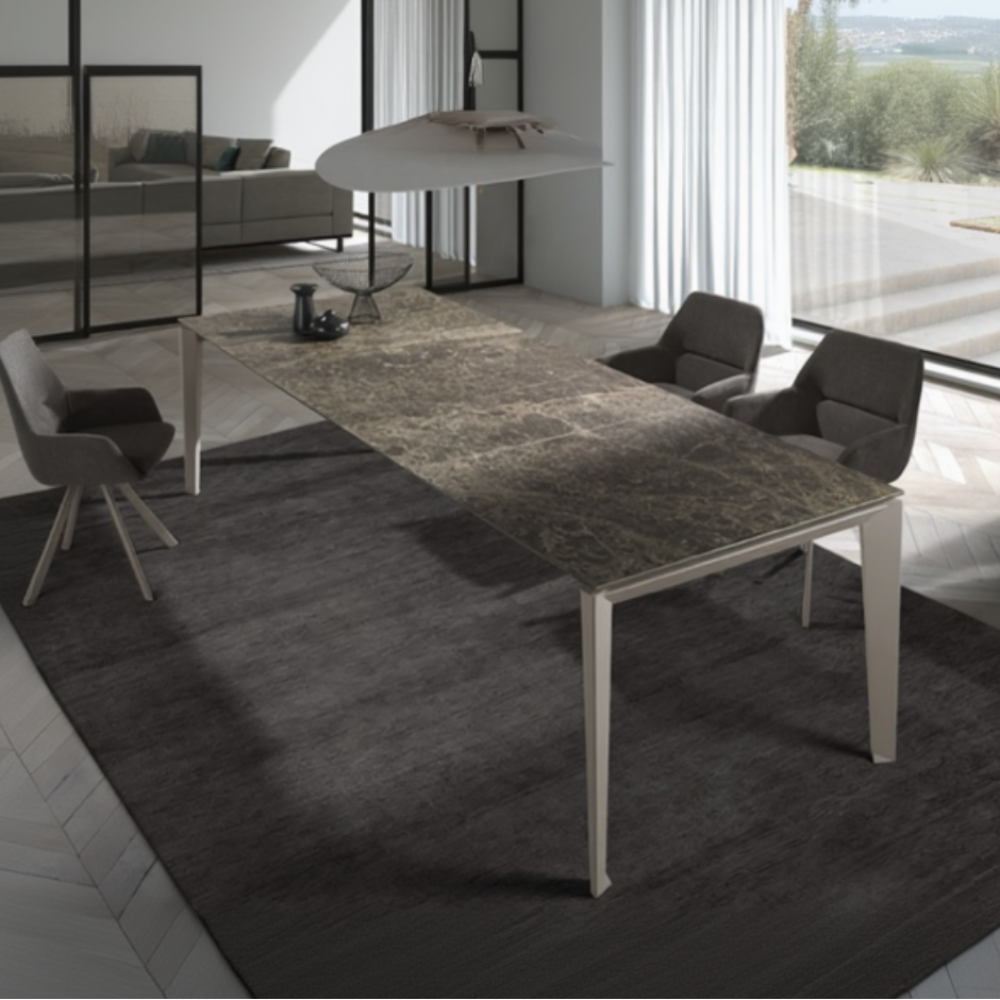 Mesa comedor de diseño modelo RTCNC