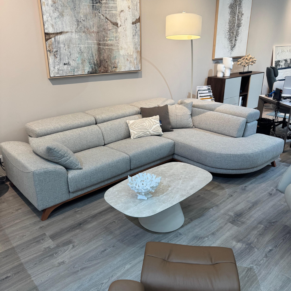 Rinconera chaiselongue de diseño curvado modelo MADEIRA