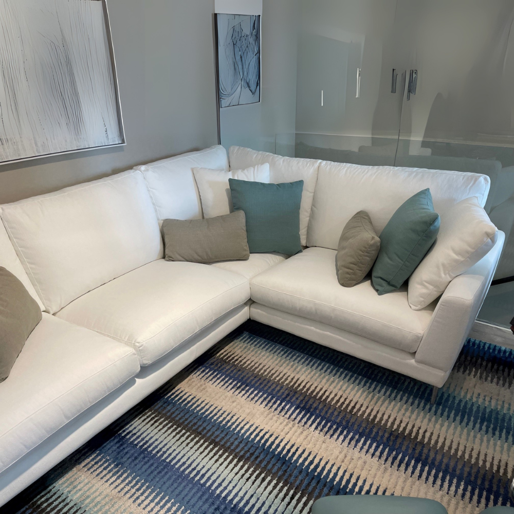 Rinconera de diseño modelo FORMENTERA Tapizado Aquaclean