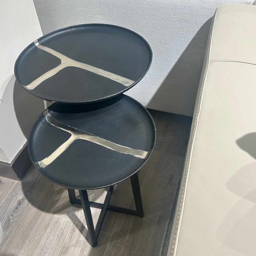 Set mesas rincón de diseño con detalle dorado