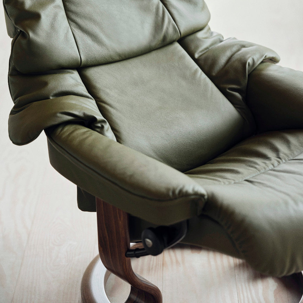 Sillon modelo RENO Classic Plus™ System de STRESSLESS en piel Batick