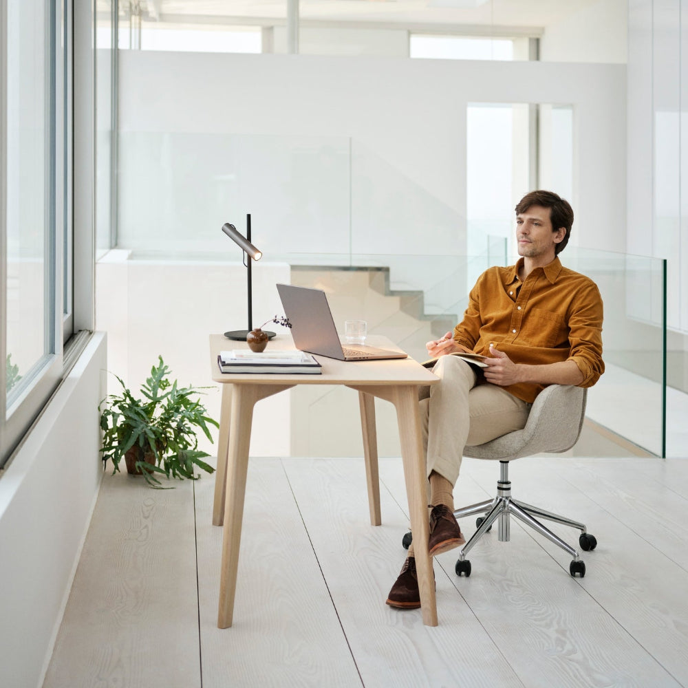 Sillón giratorio Stressless® modelo BAY con brazos Home Office