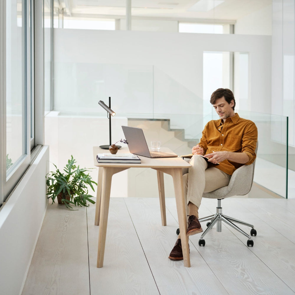 Sillón giratorio Stressless® modelo BAY con brazos Home Office