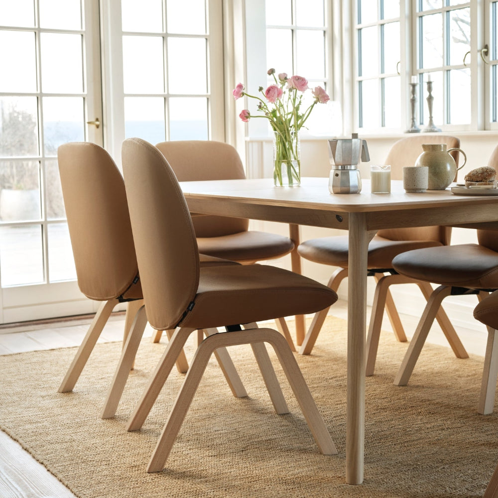Silla de comedor Stressless® modelo BAY D200 sin brazos Pie de Madera