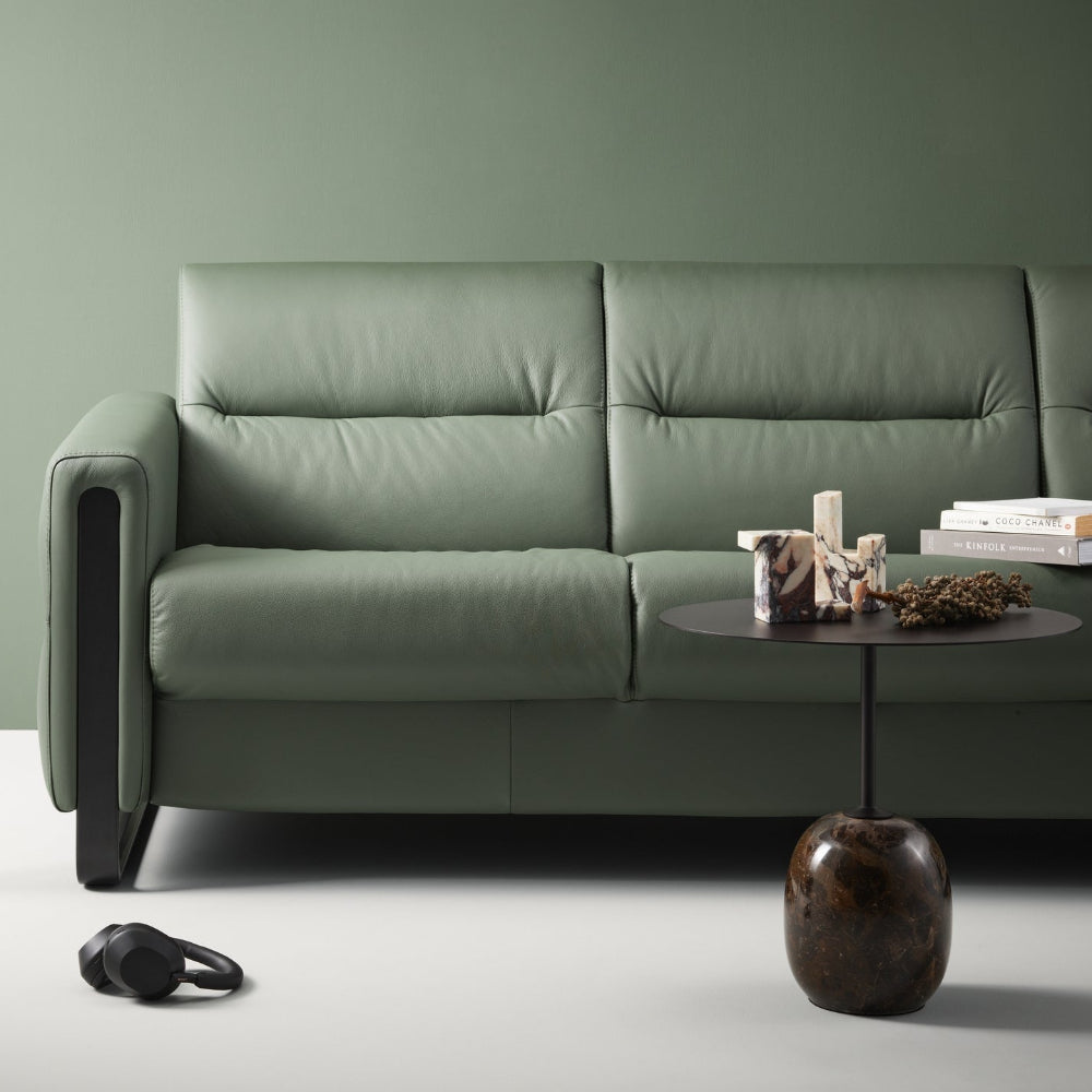 Sofá 3 plazas modelo FIONA Stressless® Comfort Zones™ Brazo WOOD piel Paloma