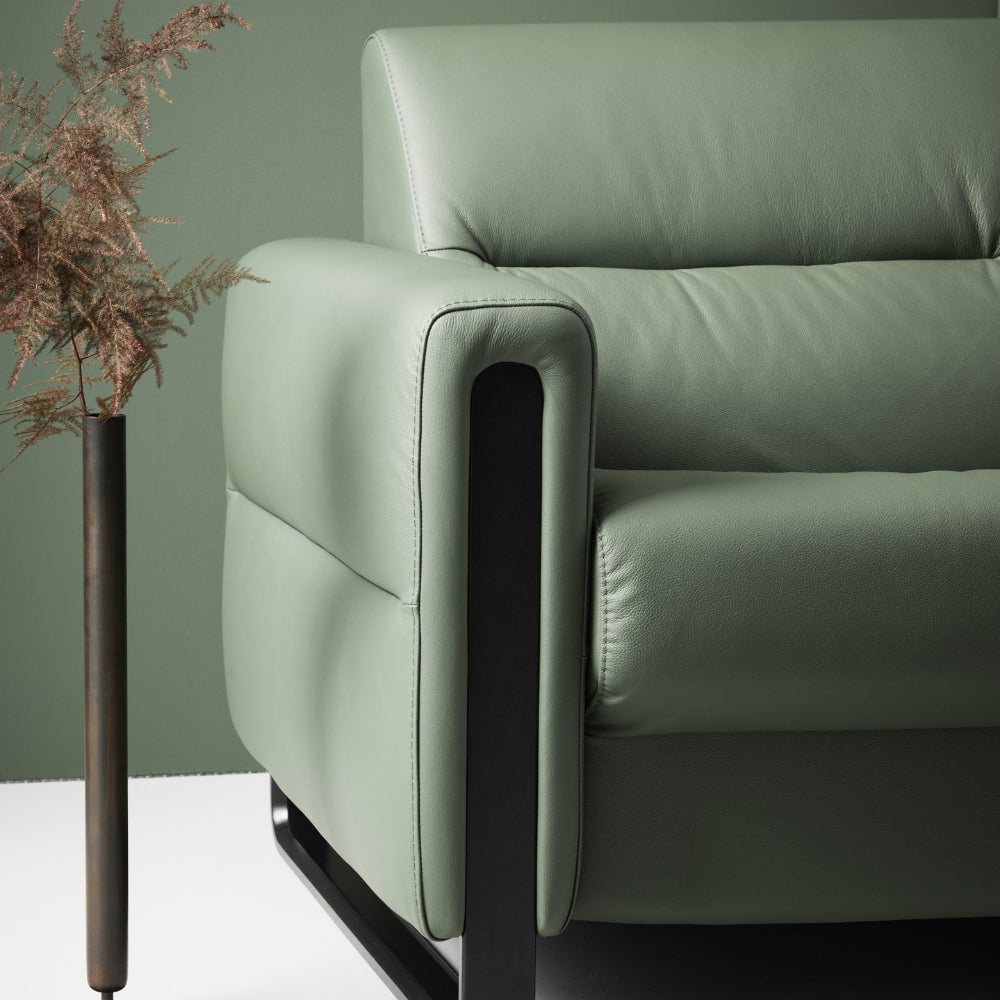 Sofá 3 plazas modelo FIONA Stressless® Comfort Zones™ Brazo WOOD piel Paloma
