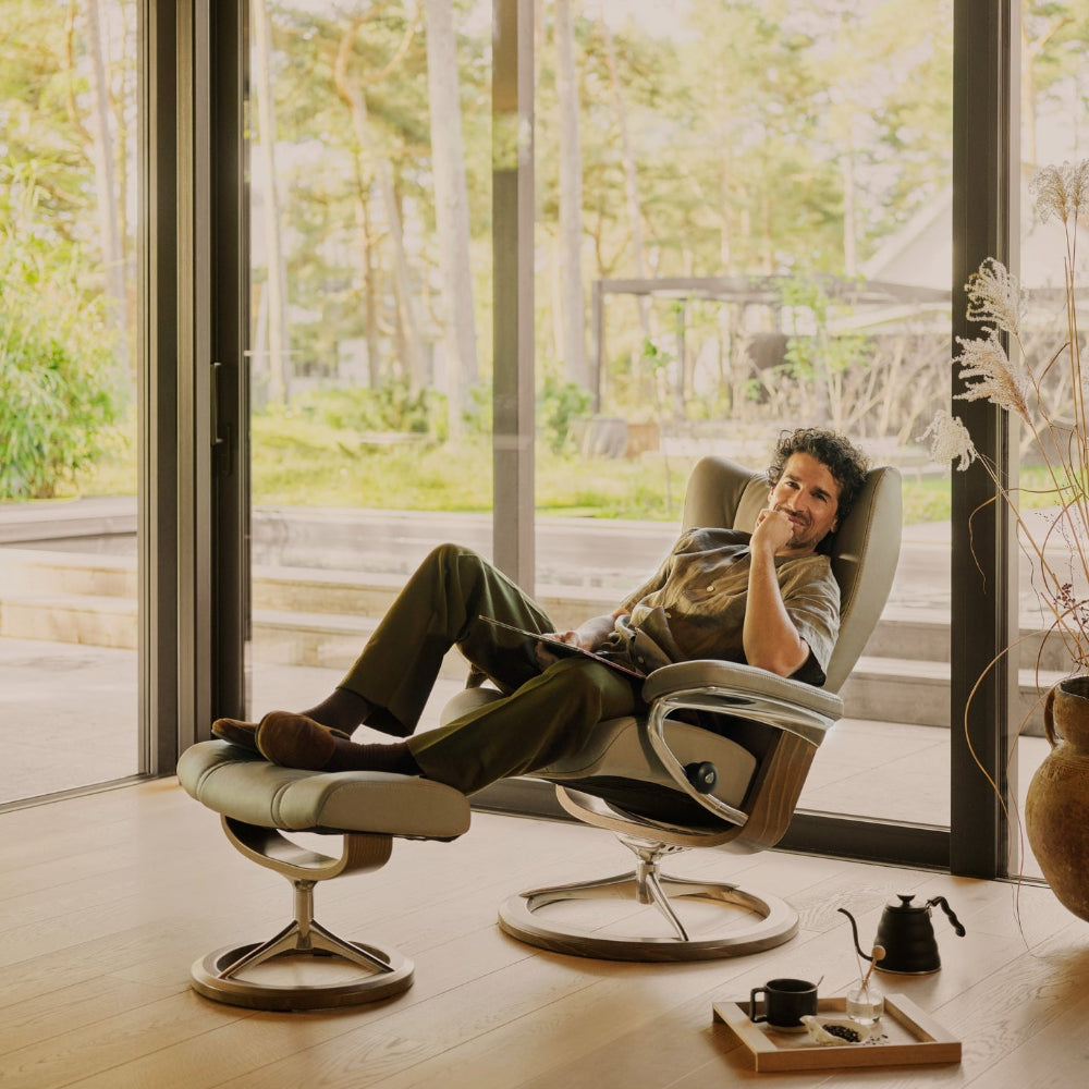 Sillón modelo WING Signature Plus™ System BalanceAdapt™ en piel Paloma