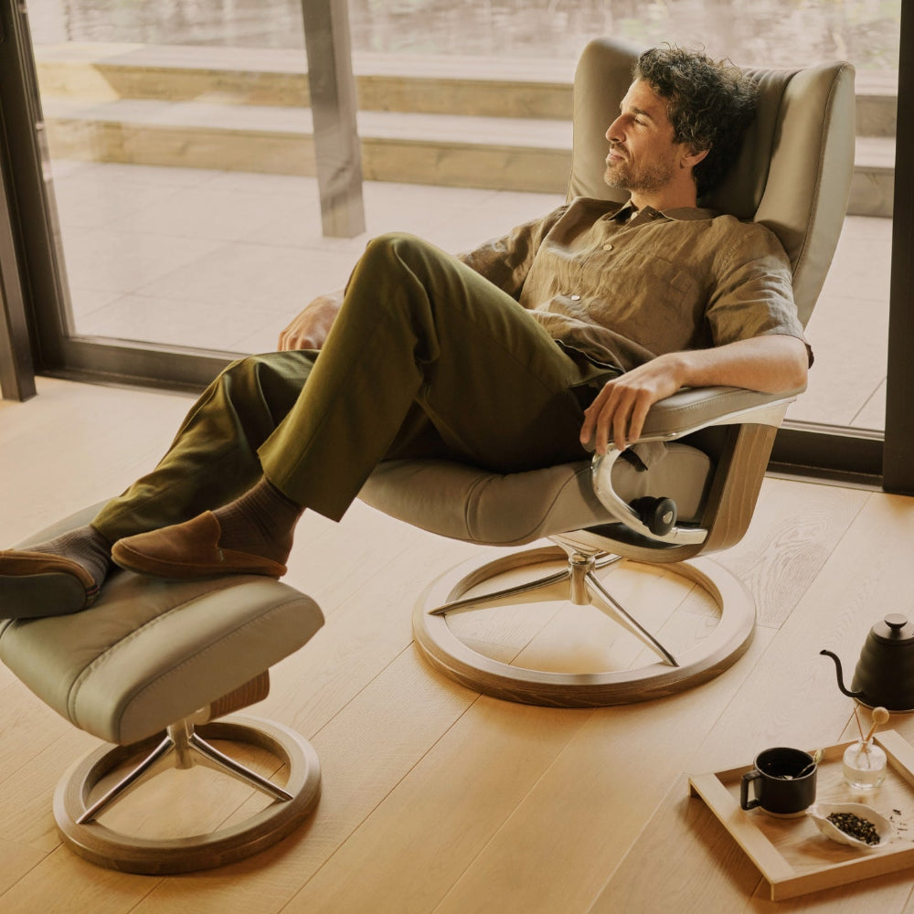 Sillón modelo WING Signature Plus™ System BalanceAdapt™ en piel Paloma