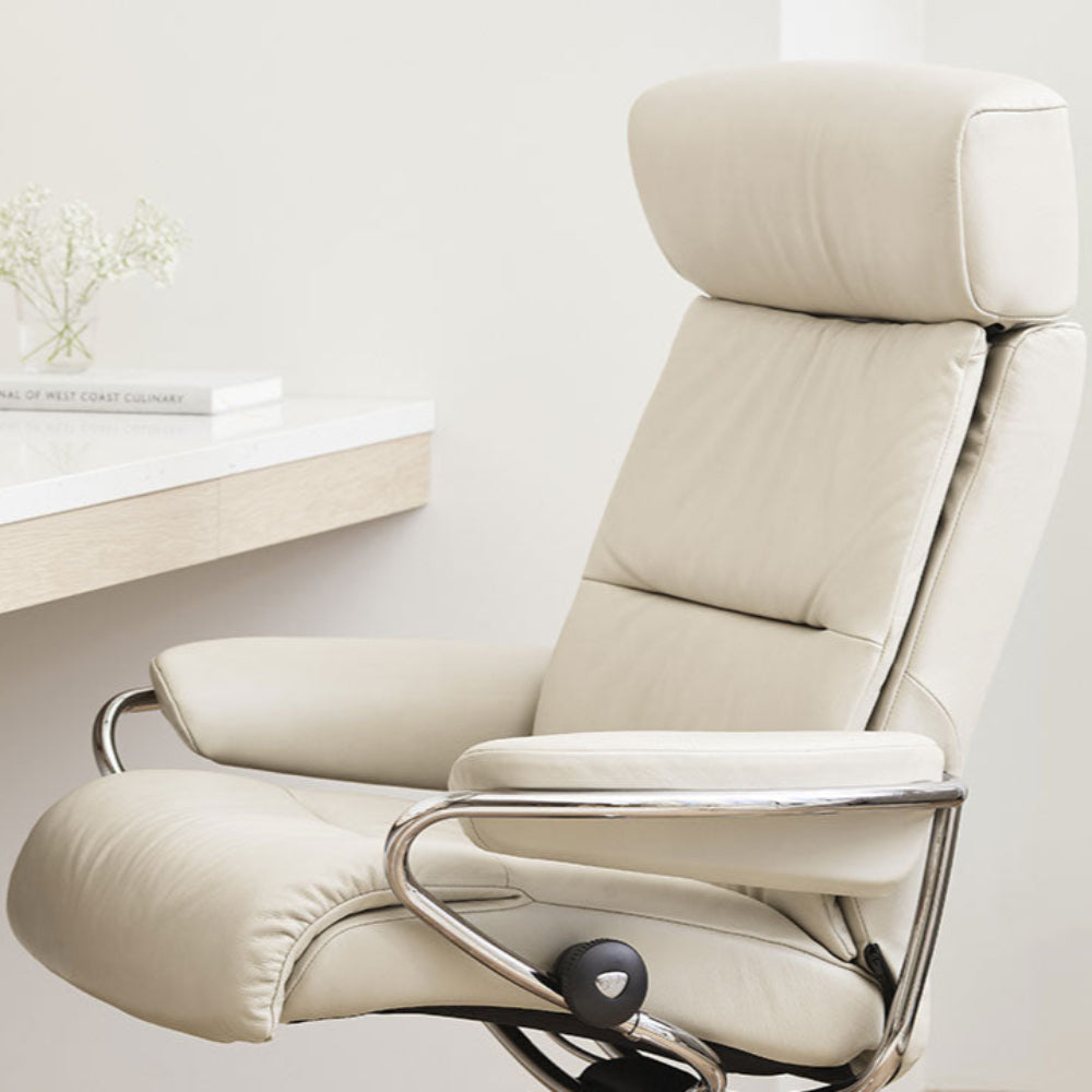 Sillón giratorio Stressless® modelo TOKYO Home Office con reposacabezas ajustable