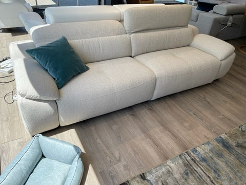 Sofá de diseño con asientos relax modelo BOSSANOVA en Aquaclean