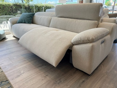 Sofá de diseño con asientos relax modelo BOSSANOVA en Aquaclean