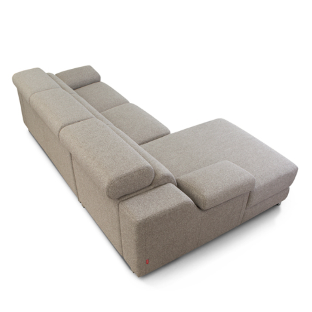 Modelo Cobb Disponible en nuestras tiendas de diseño Sidivani en Madrid y en nuestra web