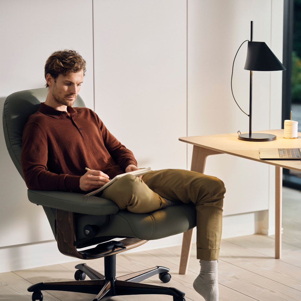Sillón giratorio Stressless® modelo CONSUL Home Office