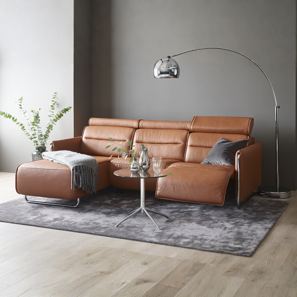 Sofá chaiselongue (L) con Long Seat modelo EMILY Stressless® Power™ Brazo Metal piel Paloma
