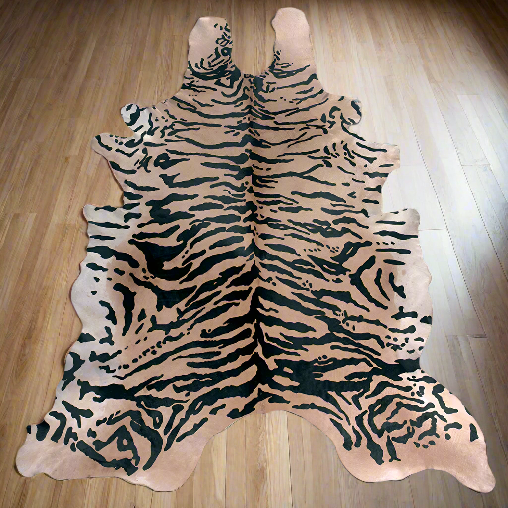 Alfombra de diseño en piel Exotic dibujo H en el pasillo