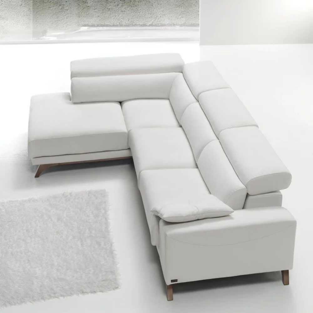 Rinconera de diseño modelo MADEIRA Tapizado Aquaclean