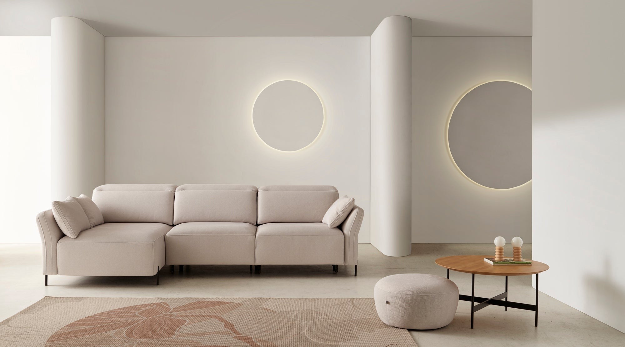 Chaiselongue de diseño con asientos deslizantes pata alta a suelo modelo ELOISA