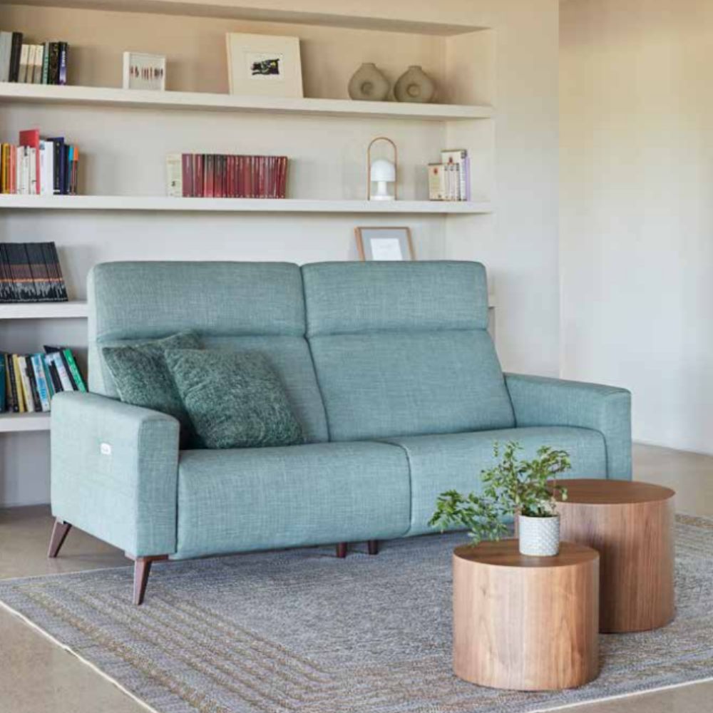 Sofá relax motorizado con cabezal ajustable modelo DAA