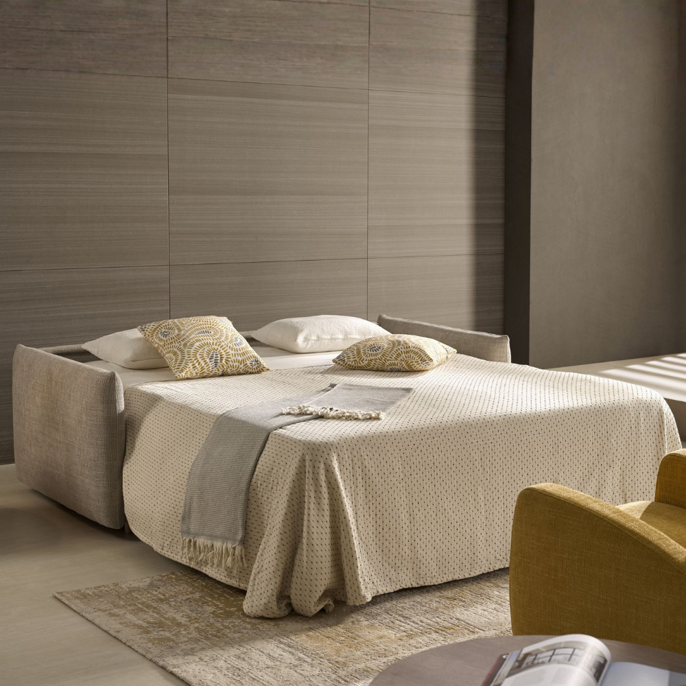 Sofá cama modelo TÍVOLI con sistema de apertura Italiano y cabezal abatible