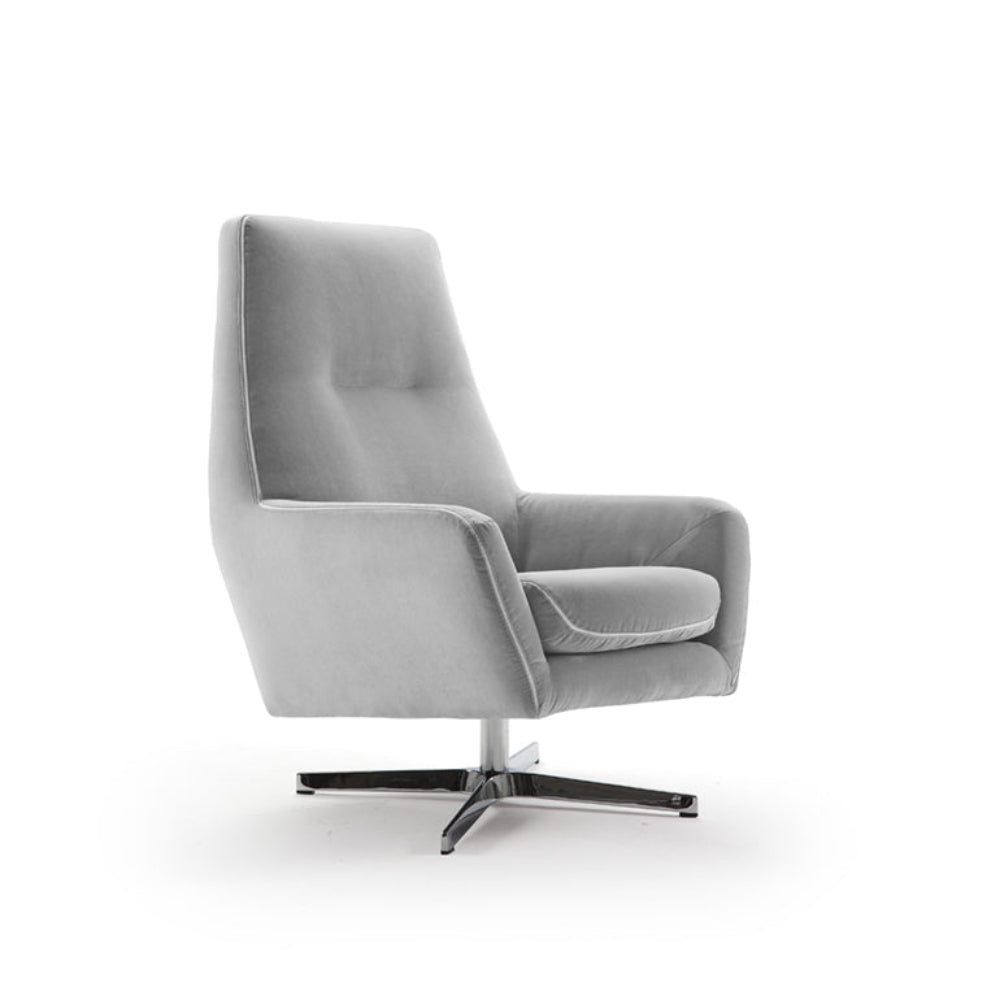 Butaca de diseño con pie giratorio modelo NICASSIA en tela Aquaclean