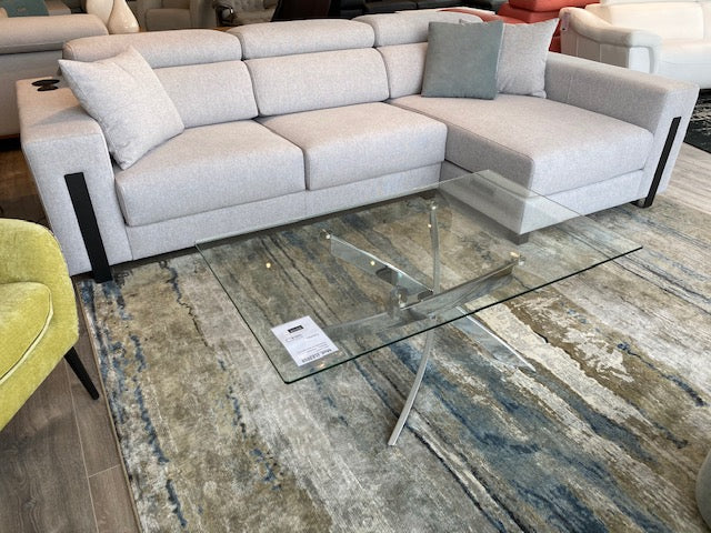 Chaiselongue con altavoces y sistema audio modelo NOBU en tela