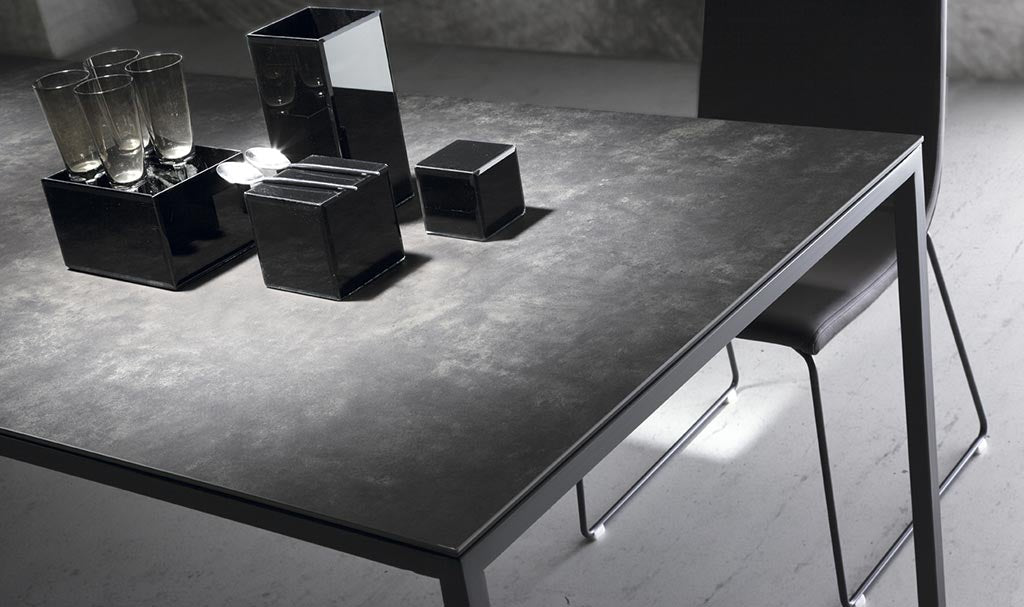 Mesa Comedor Fija con Tapa Cerámica