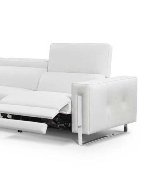 Sofá diseño modelo NORMAN con 2 asientos relax motorizados en Piel Blanca