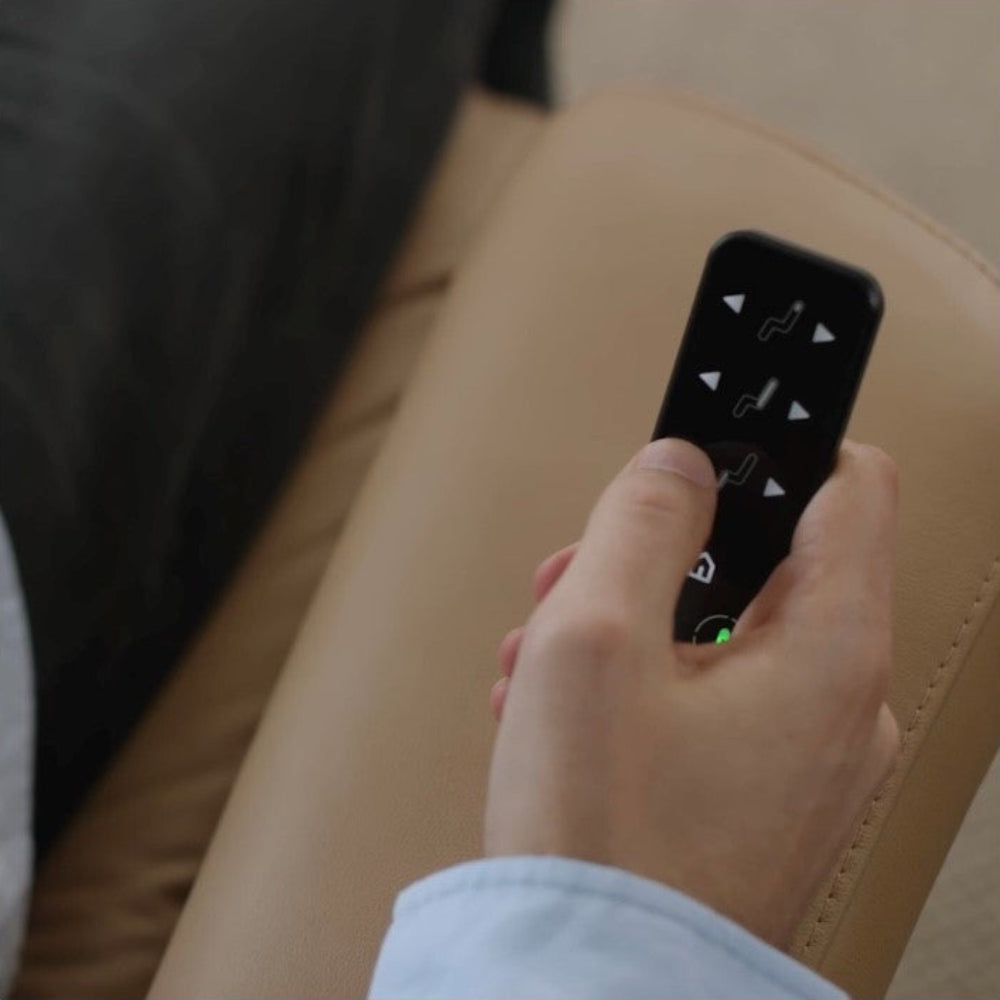 Sillón modelo SAM WOOD Pie Disc Plus™ System Power™ con calefacción piel Batick