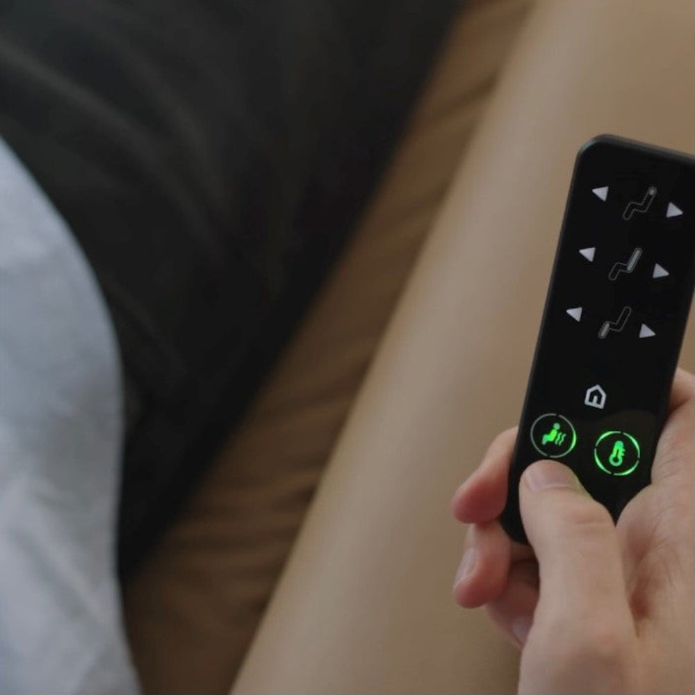 Sillón modelo SAM WOOD Pie Disc Plus™ System Power™ con calefacción piel Batick