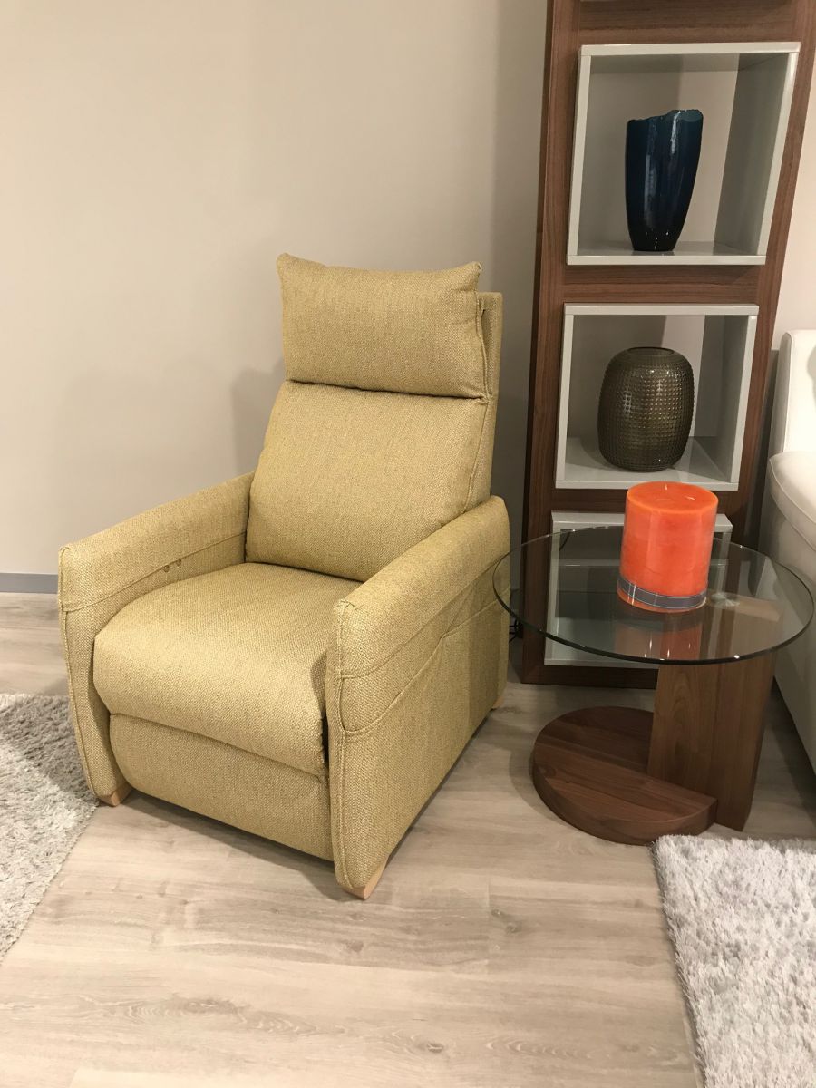 Sillón relax modelo TALÍN en tela antimanchas