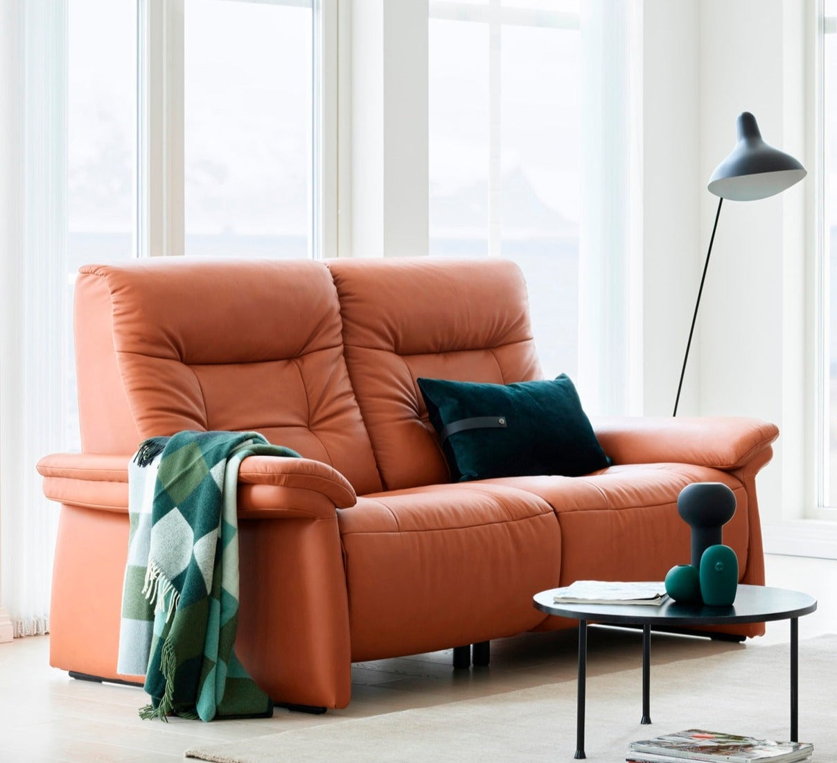 Sofa Stressless modelo MARY con asientos motorizados